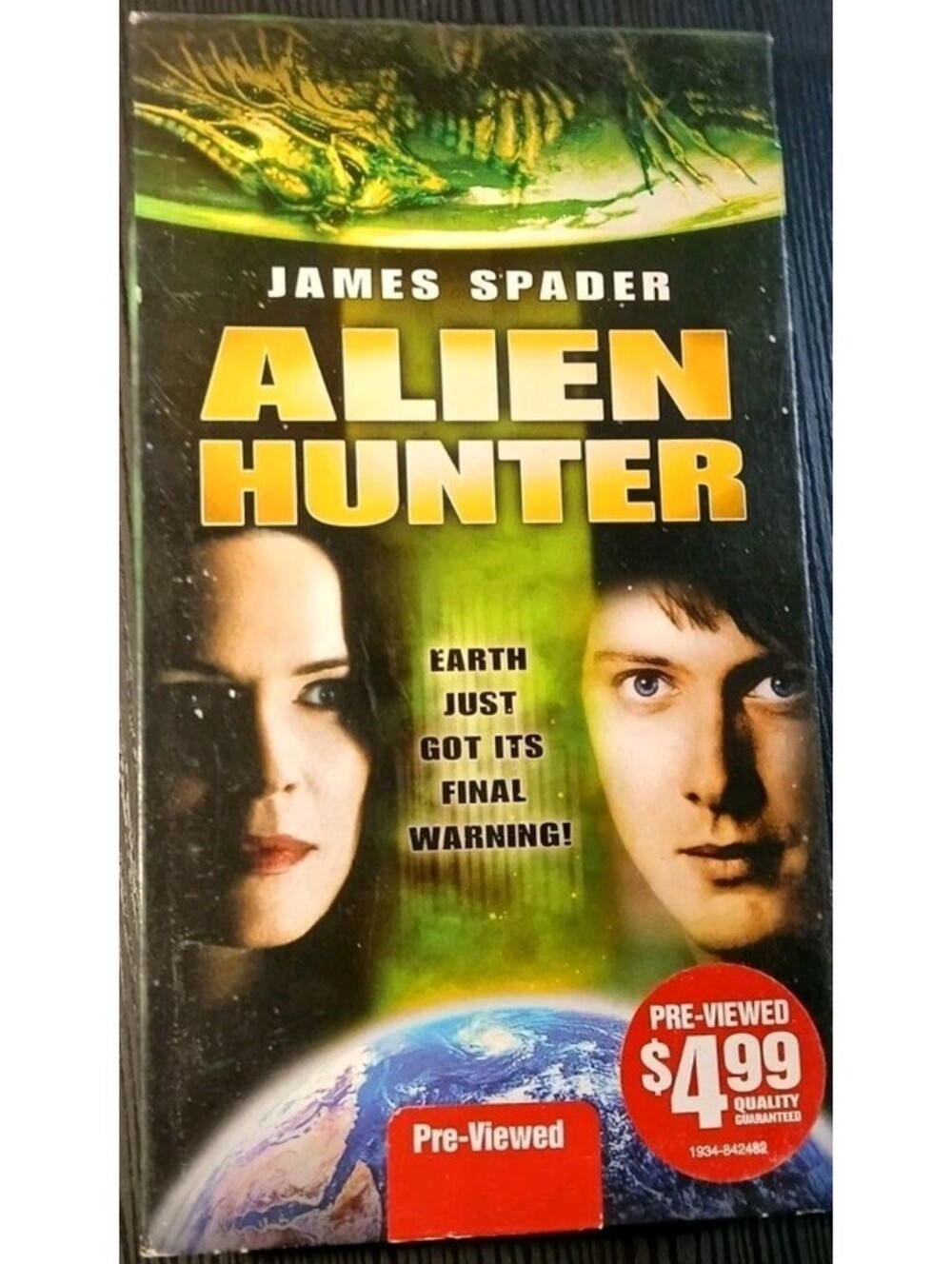 ALIEN HUNTER - VHS - James Spader - Sci-Fi - Former Blockbust Rental